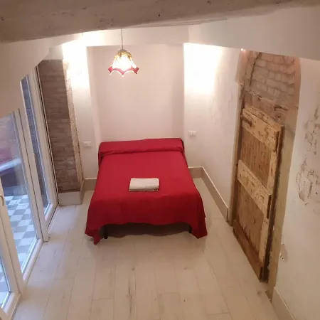 The Secret Garden In The Very Heart Of Appartamento *