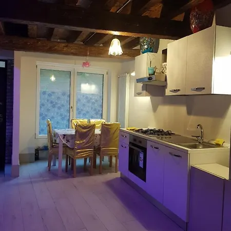 The Secret Garden In The Very Heart Of Appartement Venetië